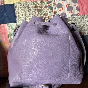 Portland Leather Wisteria Lg Bucket